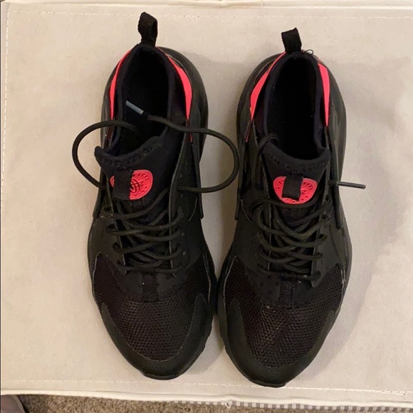 Nike Huarache - Picture 3 of 3